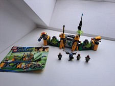 LEGO LEGENDS OF CHIMA: Lavertus' Outland Base 70134 con BA