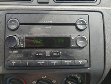 2006-2007 Ford Focus Am Fm Cd Player Radio Receiver Eyzh3 2006-2007 Ford Focus Am Fm Cd Player Radio Receiver Eyzh3