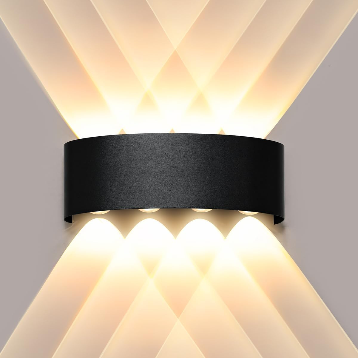 Crea Atmosfera con l'Applique LED 8W: Lampada Moderna Bianco Caldo
