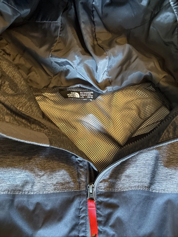 The North Face Boys Large 12/14 3-in-1 Ski Jacket Black Grey Dryvent  - Image 4 of 4