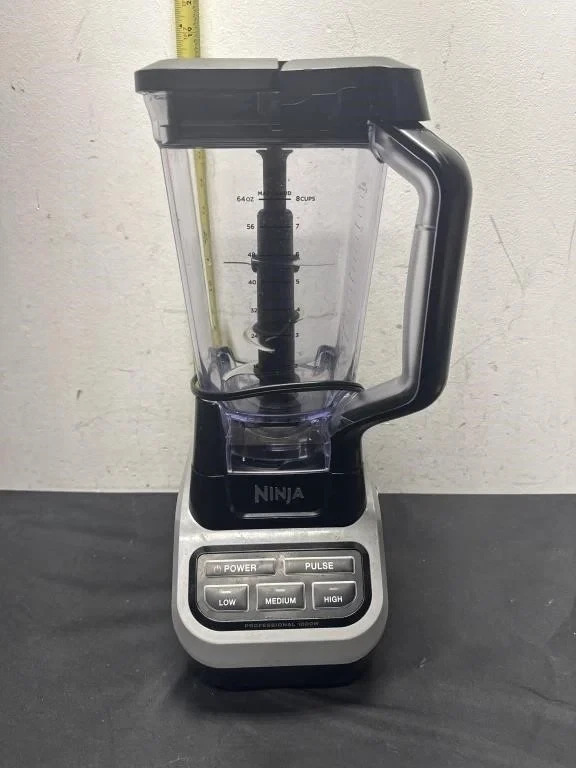 Ninja Professional 1000W Blender - 72oz Pitcher - Tested & Working