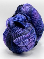 Purple Blue Black HandDyed Superwash Merino Yarn 78150 Ice Worsted Wool 100g218y