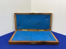 Vintage Presentation Case &ndash; Fits Compact Revolver