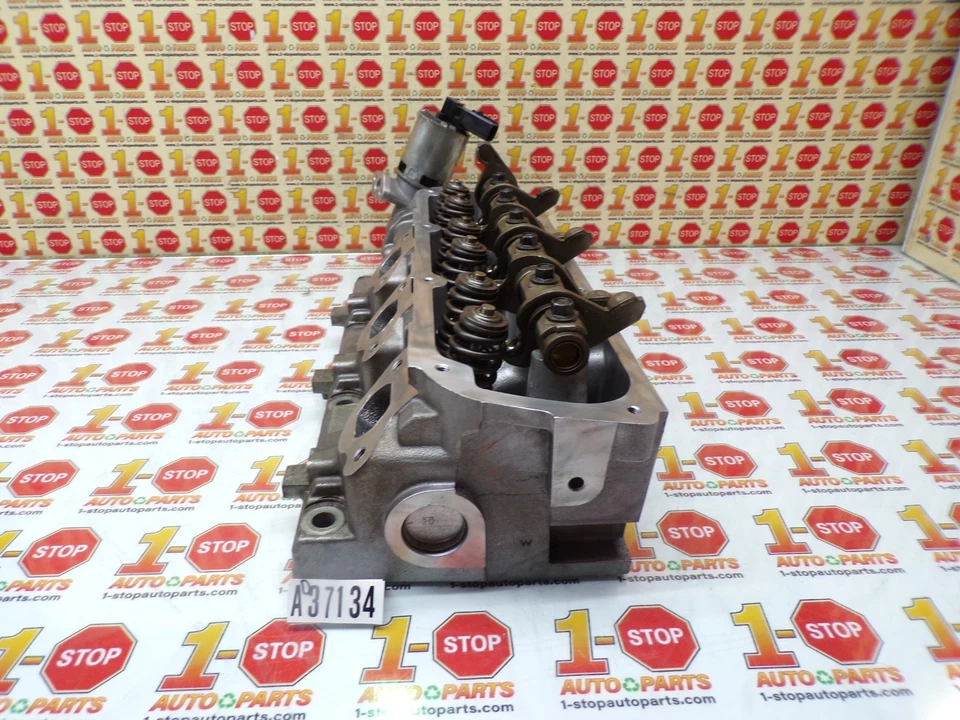 Conjunto de culata de motor Chrysler Town & Country 2002-2010 04666047aa oem Foto 2 de 4