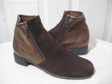 Arche Twitwi Suede & Leather Bootie Shoes Women's Size 38.