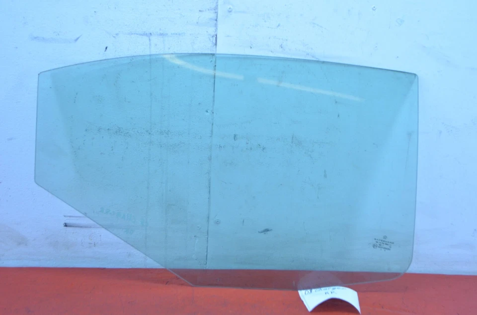 06-10 DODGE CHARGER R/T VIDRO TRASEIRO DIREITO PORTA DO PASSAGEIRO JANELA FABRICANTE DE EQUIPAMENTO ORIGINAL - Imagem 2 de 4