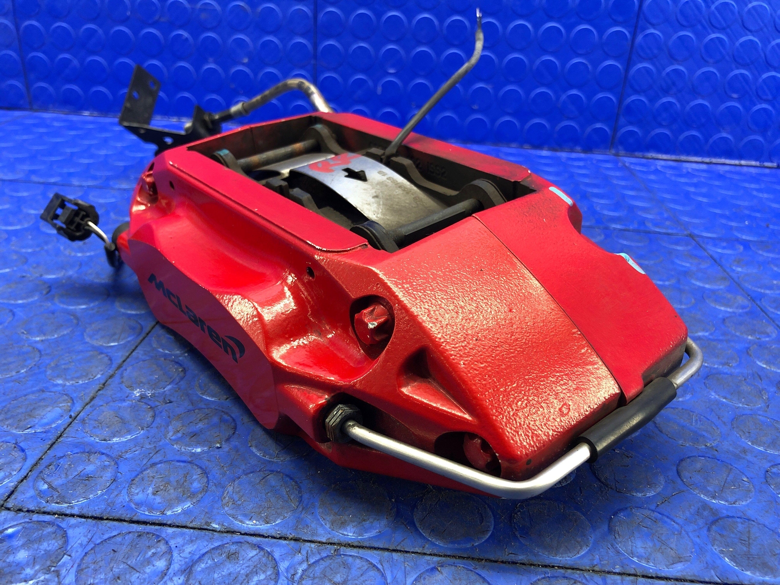 2016-2021 MCLAREN 570S OEM REAR RIGHT CARBON CERAMIC BRAKE CALIPER RED
