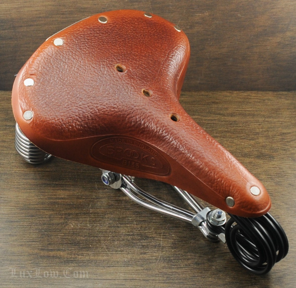 Brooks B135 TourBike Leather SADDLE Vintage Raleigh Schwinn Brooks B135 TourBike Leather SADDLE Vintage Raleigh Schwinn