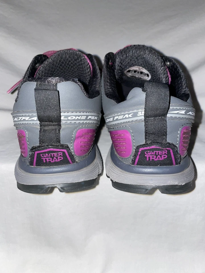ALTRA Lone Peak 3.5 Trail Running Shoes Zero Drop Gaiter Trap Women's Size 6 EUC - Image 4 of 4