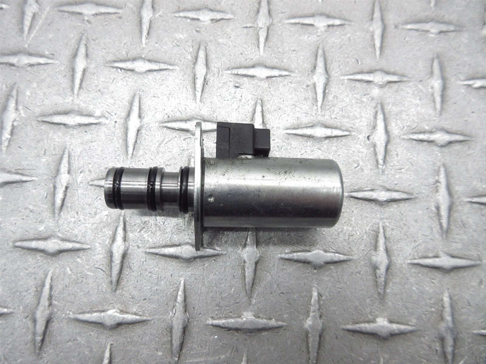2008 Ferrari F430 Spider Roof Top Solenoid Control Regulator Valve Assembly