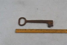 antique key  door gate/door skeleton barrel  large 7 in iron 18th 19th  original