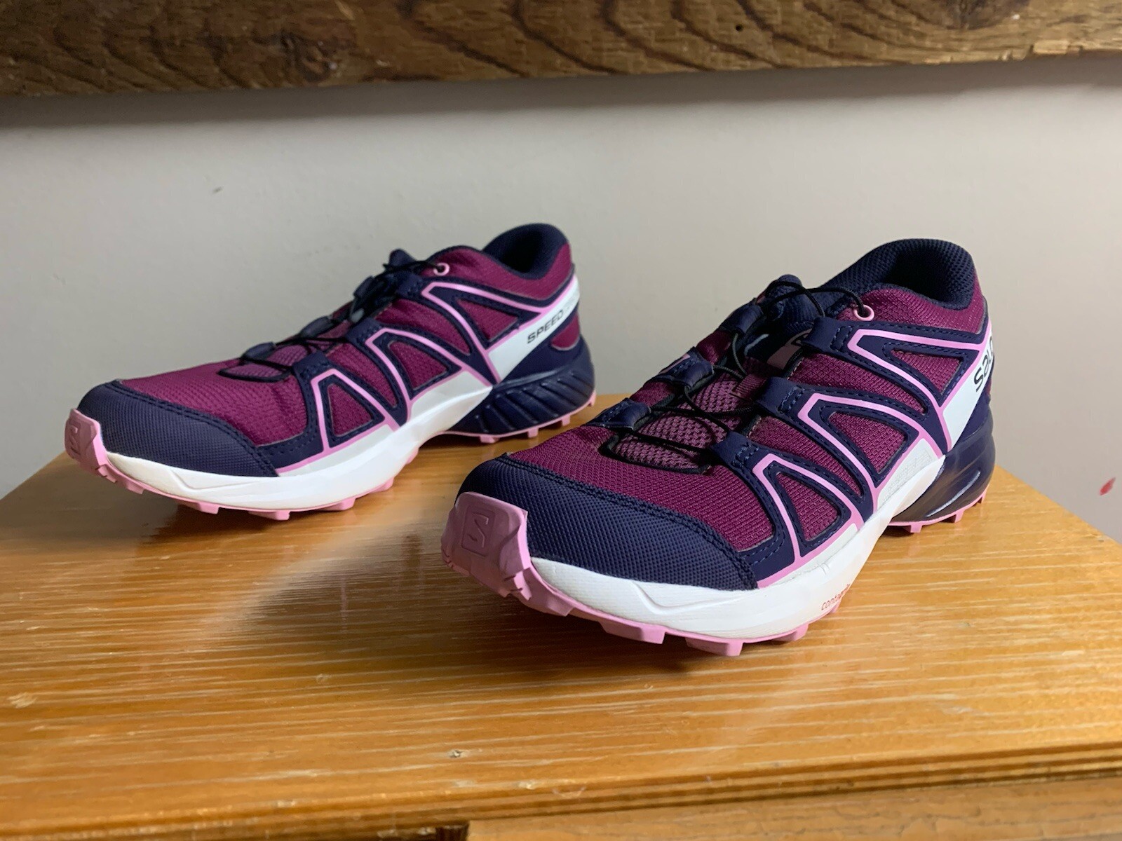 Scarpe da corsa Salomon Speedcross Contagrip da donna atletica trail taglia 5 viola