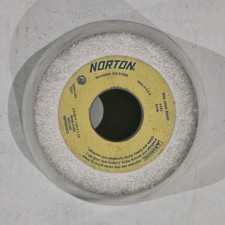 Norton Aluminum Oxide Bench Grinding Wheel 5x3/4x1-1/4 120 Grit Fine