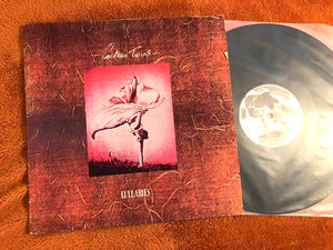 洋楽 COCTEAU TWINS/LULLABIES TO VIOLAINE 4CD Cocteau Twins: Lullabies to Violaine: Singles and Extended Plays