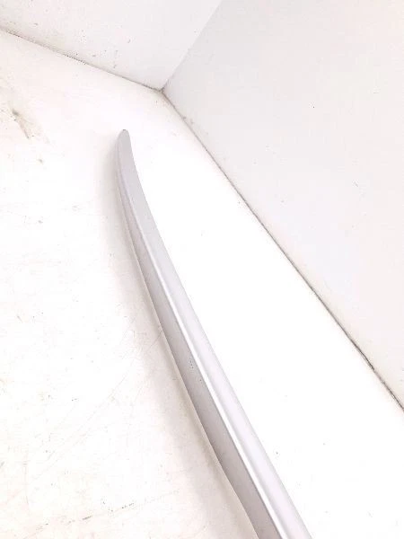 06-09 LEXUS IS250 MONTAJE LABIO ALERÓN TRASERO PLATEADO  Foto 4 de 4