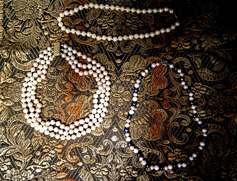 3 VTG Faux Pearl Chokers, 3-Strand and single strand and tri-colored Pre-owned