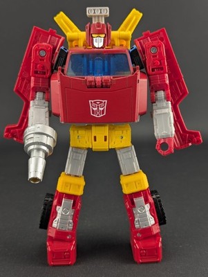 Transformers Generation Selects Lift Ticket complete Hasbro WFC Legacy Deluxe