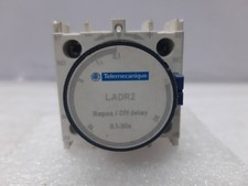 Telemecanique/Schneider Electric LADR2 Time Delay Block 0.1-30S