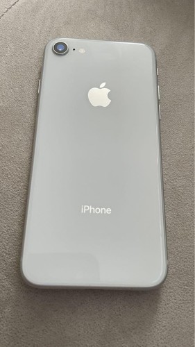 Iphone 8 Silver 256G Sim-Free - Picture 2 of 5