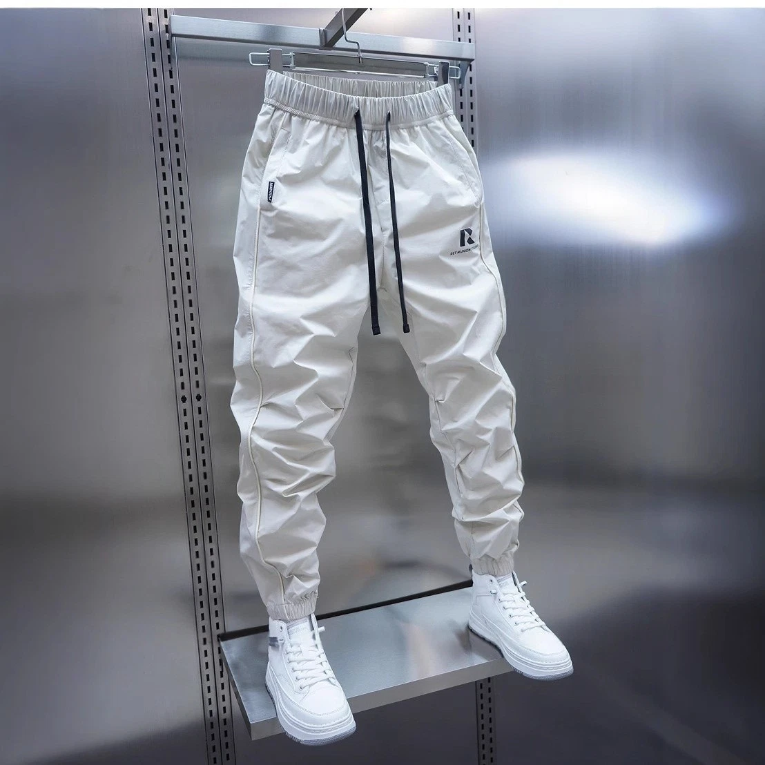 Lightweight Quick-drying Casual Pants With Spliced Tapered Legs
Opens in a new window or tab