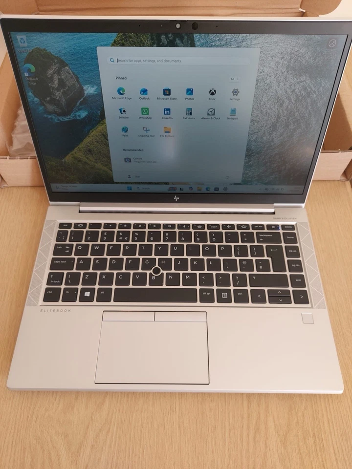 HP EliteBook 830 G8, i7-1185G7, 16GB RAM, 256GB SSD, Win 11 Pro *CASE DAMAGE*, photo 3 of 5