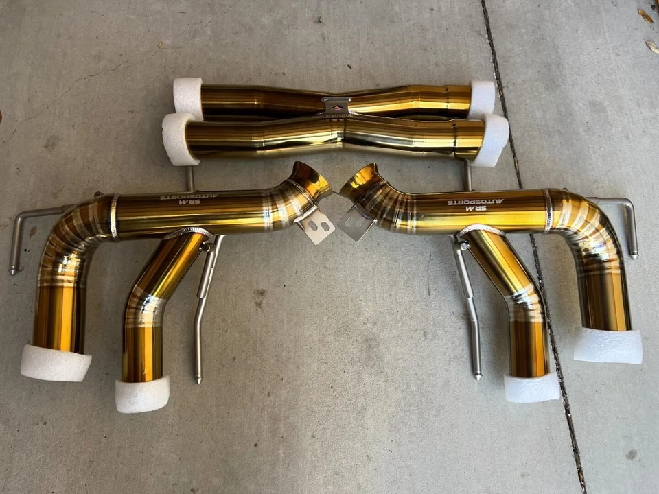 Sistema de escape Ferrari F12 812 Titanium Race Foto 2 de 2