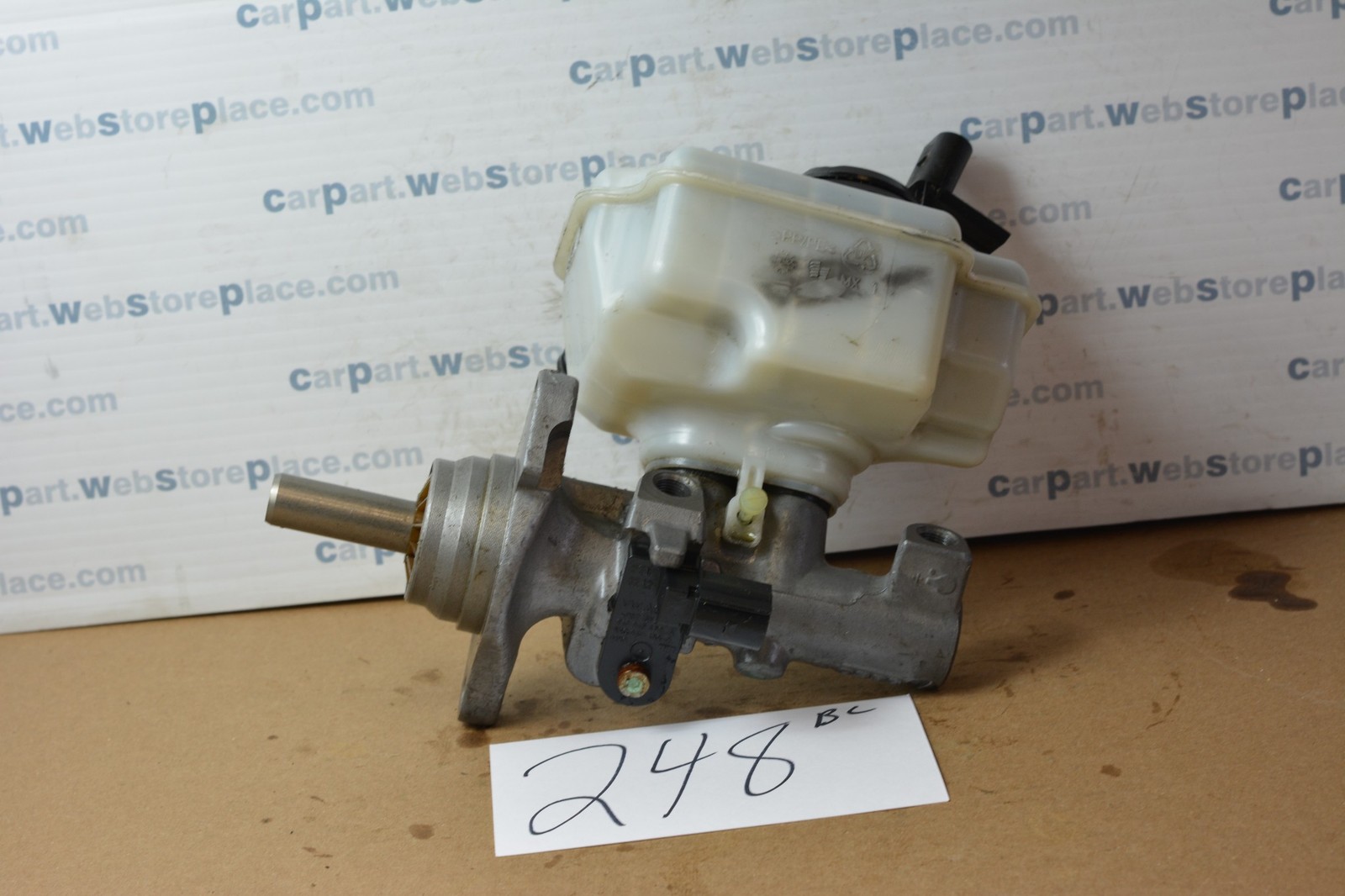 2009 - 2016 Volkswagen Jetta 2.0L, Manua, FWD Used Master Brake Cylinder #248-BC