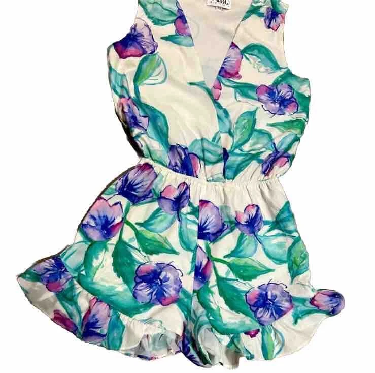 Sabo Skirt Green Purple Floral V-Neck Stretch Faux Wrap Shorts Romper Size XS - Image 3 of 4