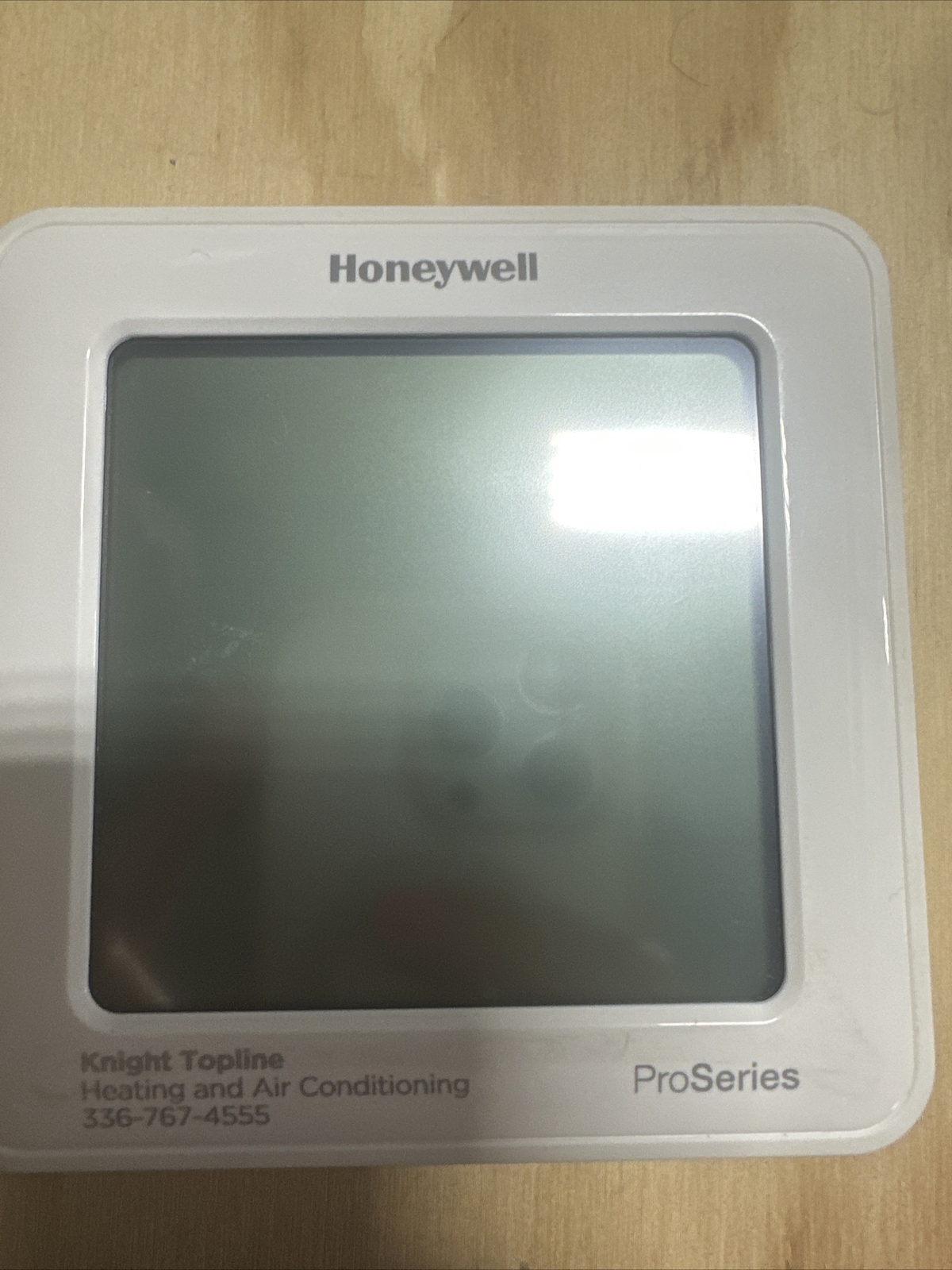 Honeywell Home Pro Series Lyric Thermostat Wi-Fi Programmable Model TH6220WF2006