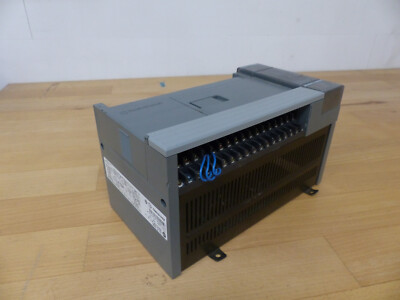 ALLEN-BRADLEY SLC 500 PROGRAMMABLE CONTROLLER leicht beschädigt, s. Bilder
