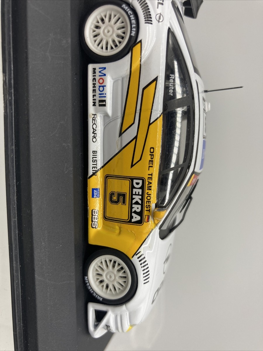 Minichamps 1/43 Opel Calibra V6 DTM 1994 – Joest Racing Reuter, Boîte Vitrine