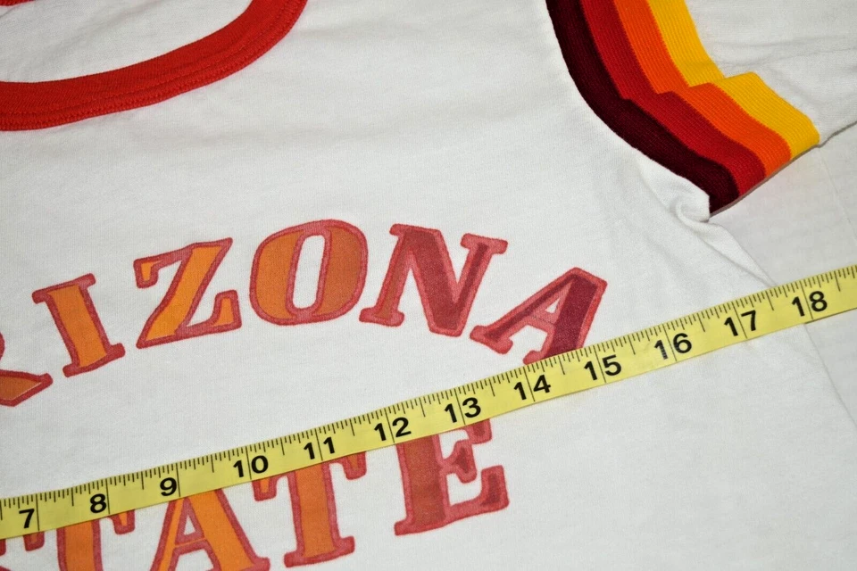 Camiseta Universitaria Vintage Talla S/M Años 70 Arizona State Embellecida Hombros Timbre Foto 4 de 4
