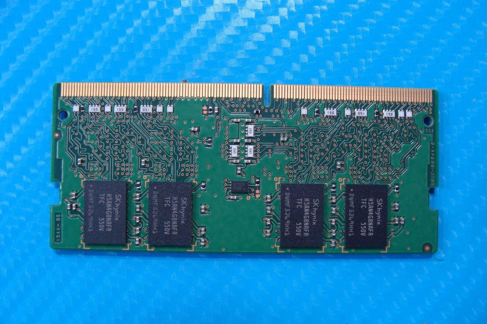 Mémoire RAM SO-DIMM DDR4 4Go - SK Hynix HMA451S6AFR8N-TF - PC4-2133P - Occasion Fonctionnelle