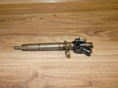 2016-2021 LAND RANGE ROVER 3.0L V6 ENGINE DIESEL FUEL INJECTOR 0445116061 OEM