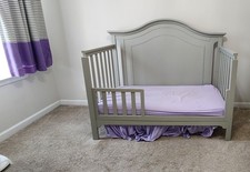 Convertible crib with mattress