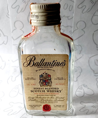 Ballantine's Finest Blended Scotch Whisky Vintage Mini Airline Bottle 1/10 Pt