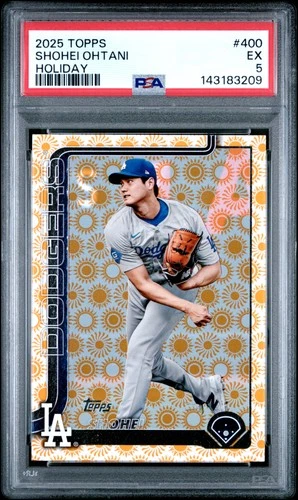 2025 Topps #400 Shohei Ohtani Holiday Sun PSA 5