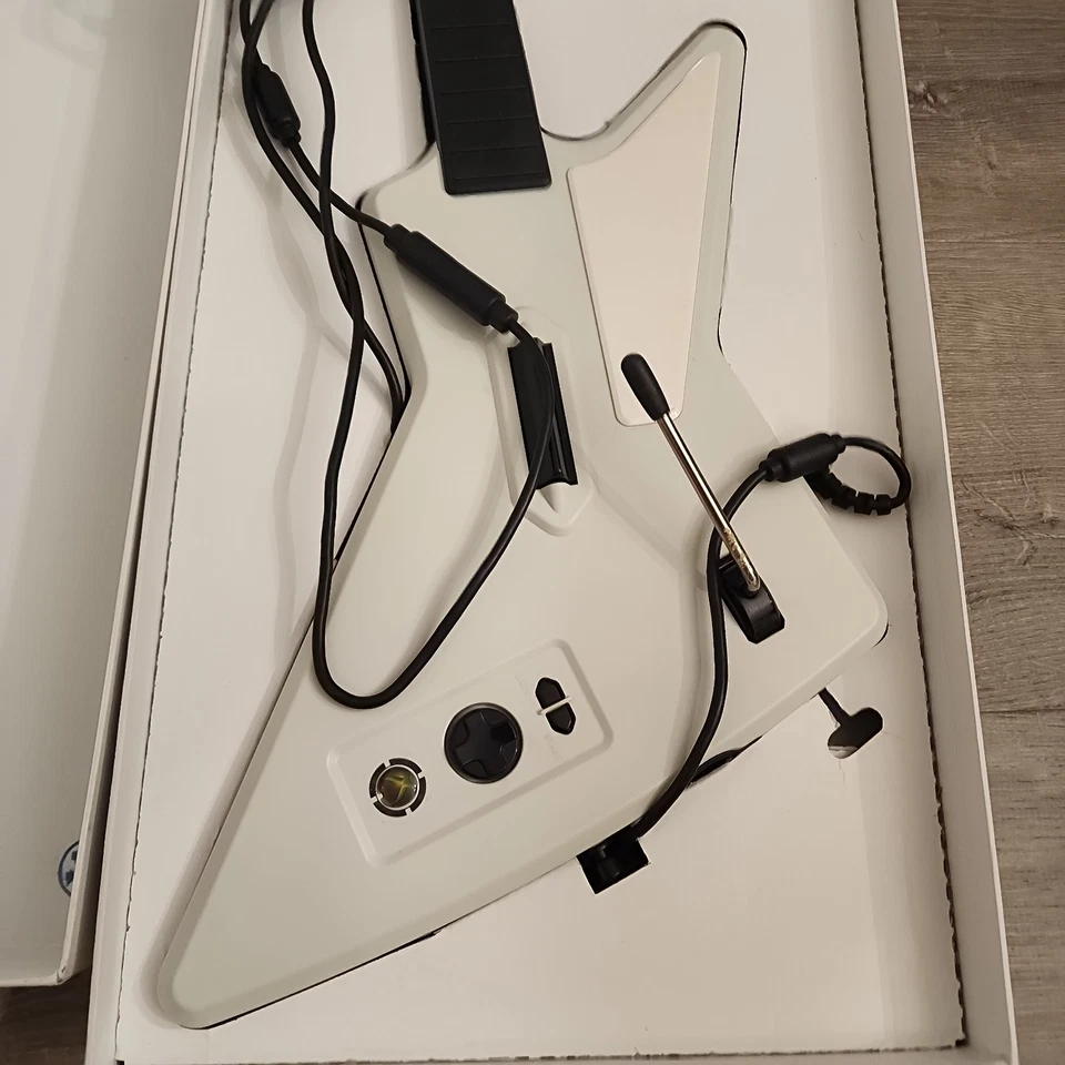 RedOctane 95157805 Gibson X Plorer Guitar Controller for Microsoft Xbox  - Image 2 of 4