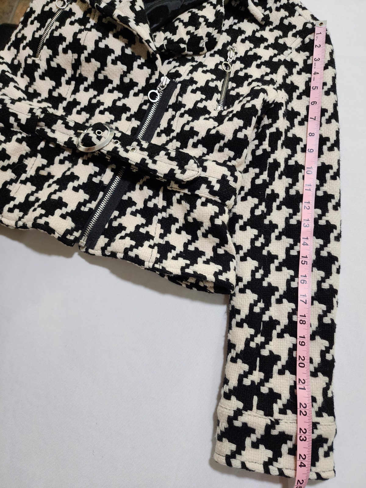 Express Women’s Houndstooth Jacket Size Large Bla… - image 14