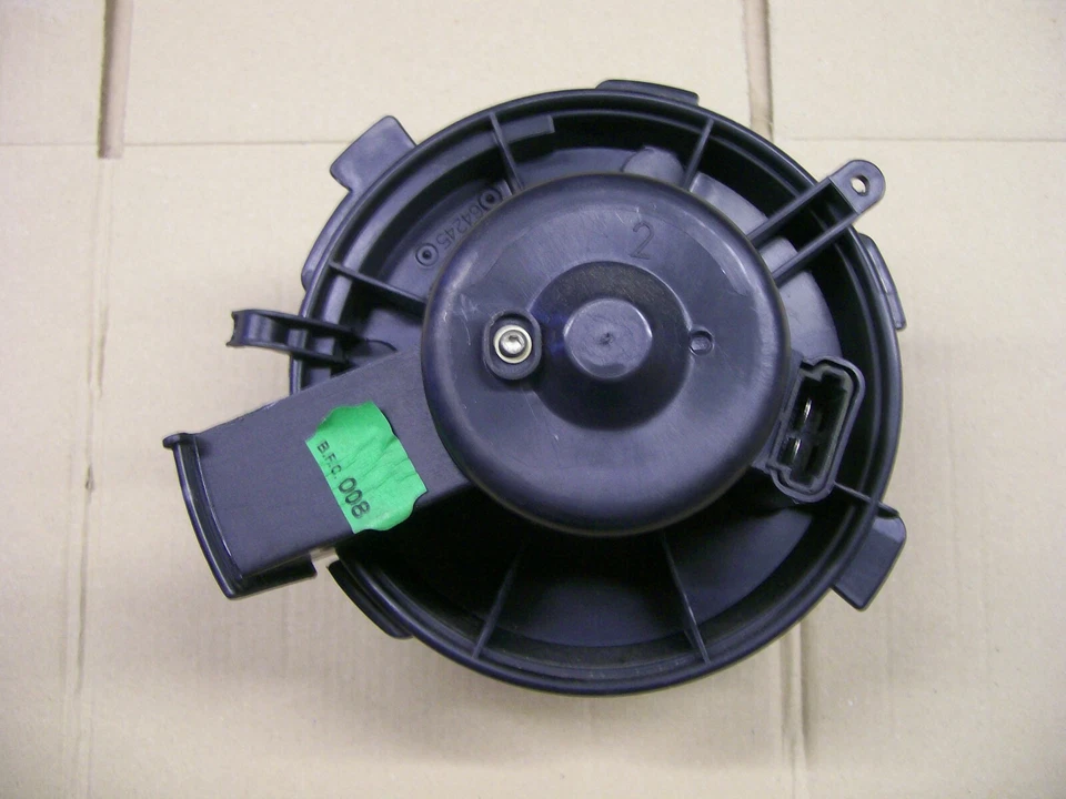 PEUGEOT 206 CALENTADOR VENTILADOR MOTOR APAGADO 2002 REG 3 PUERTAS 64245 BEHR Foto 2 de 4