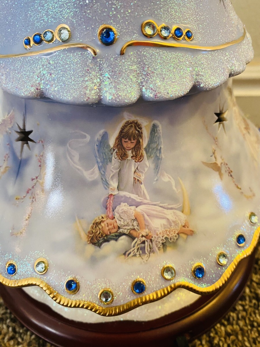 2004 Sandra Kuck A Heavenly Holiday Illuminated Tree Rotates