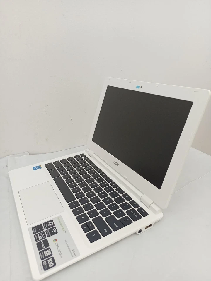 Acer Chromebook, 11.6-Inch, CB3-111-C670 (Intel Celeron, 2GB, 16GB SSD, White). - Image 4 of 4