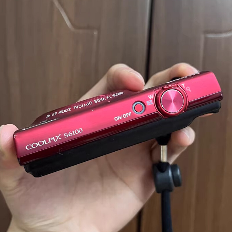 Nikon COOLPIX S6100 Red 16.0MP 7x Optical Zoom Digital Camera