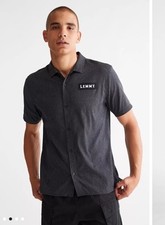  95 Roark Men  s Run Amok Bless Up Trail Mot rhead Stretch Shirt-Grey-Small -New