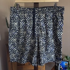 L.L. Bean Swim Trunks Men's XL Deep Pocket Mesh Lined Classic Supplex 8  Inseam