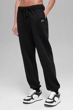 NWT Women s ALO - Black Accolade Sweatpant - Choose Size - New