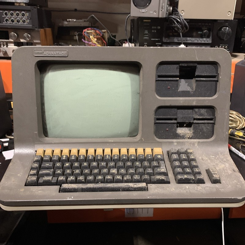 NorthStar Advantage Green Monitor Dual Floppy Vintage Computer (PARTS & REPAIR)
