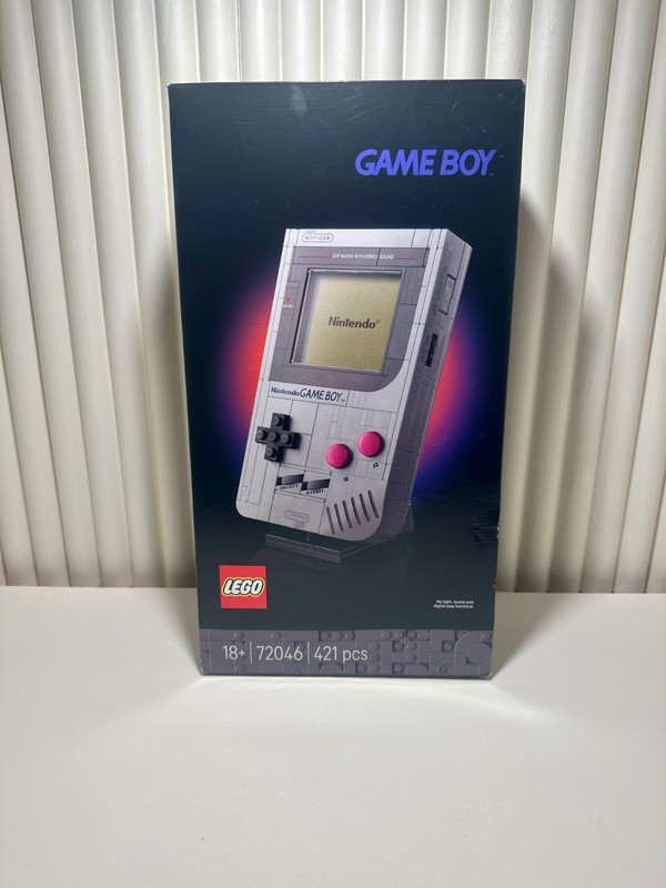 Genuine LEGO Game Boy Super Mario Set 72046 Ages 18+ 421 Pieces NEW