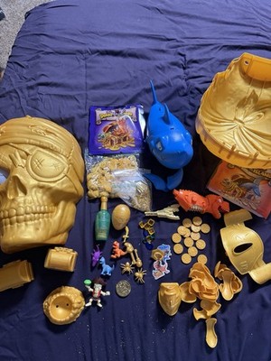 Zuru Smashers Dino Island Gold Treasure Hunt Pirate Skull Light & Sounds 