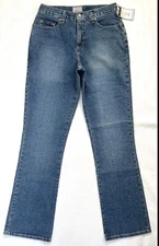 French Dressing   Size 6 x 33"  SAVOIR FLARE JEANS   'Lower' Classic Rise   $70-